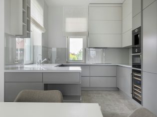 pexels-heyho-6523284